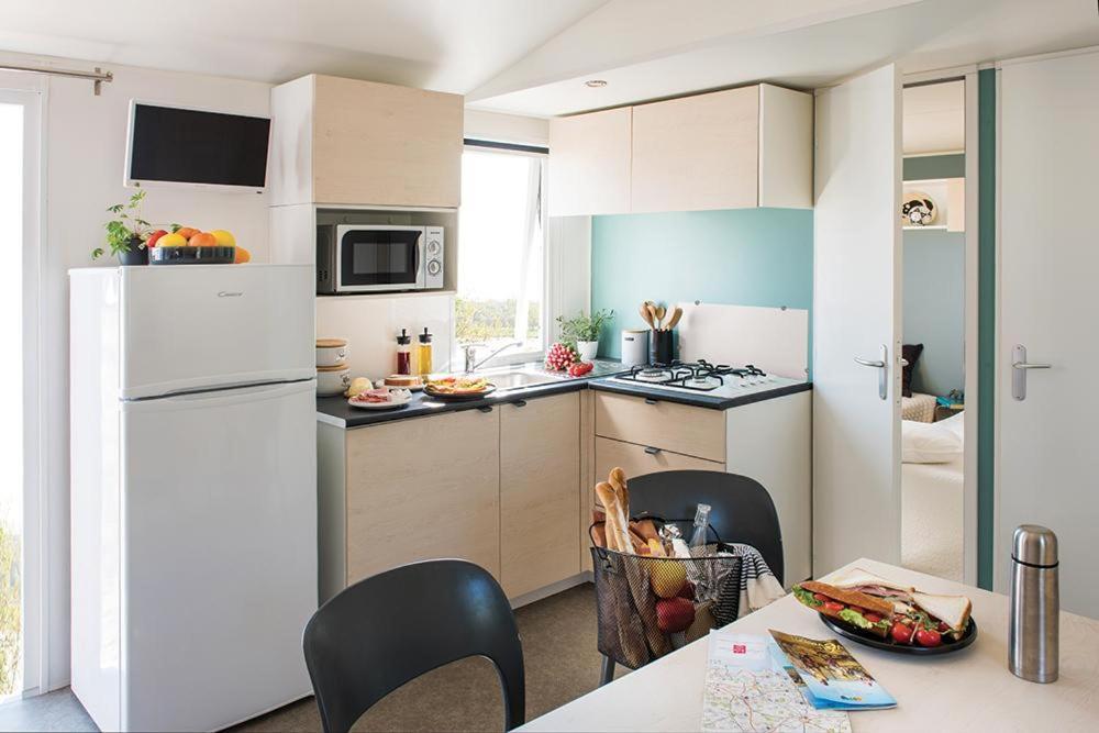 Camping Les Etoiles Saint-Sornin-Lavolps Kültér fotó