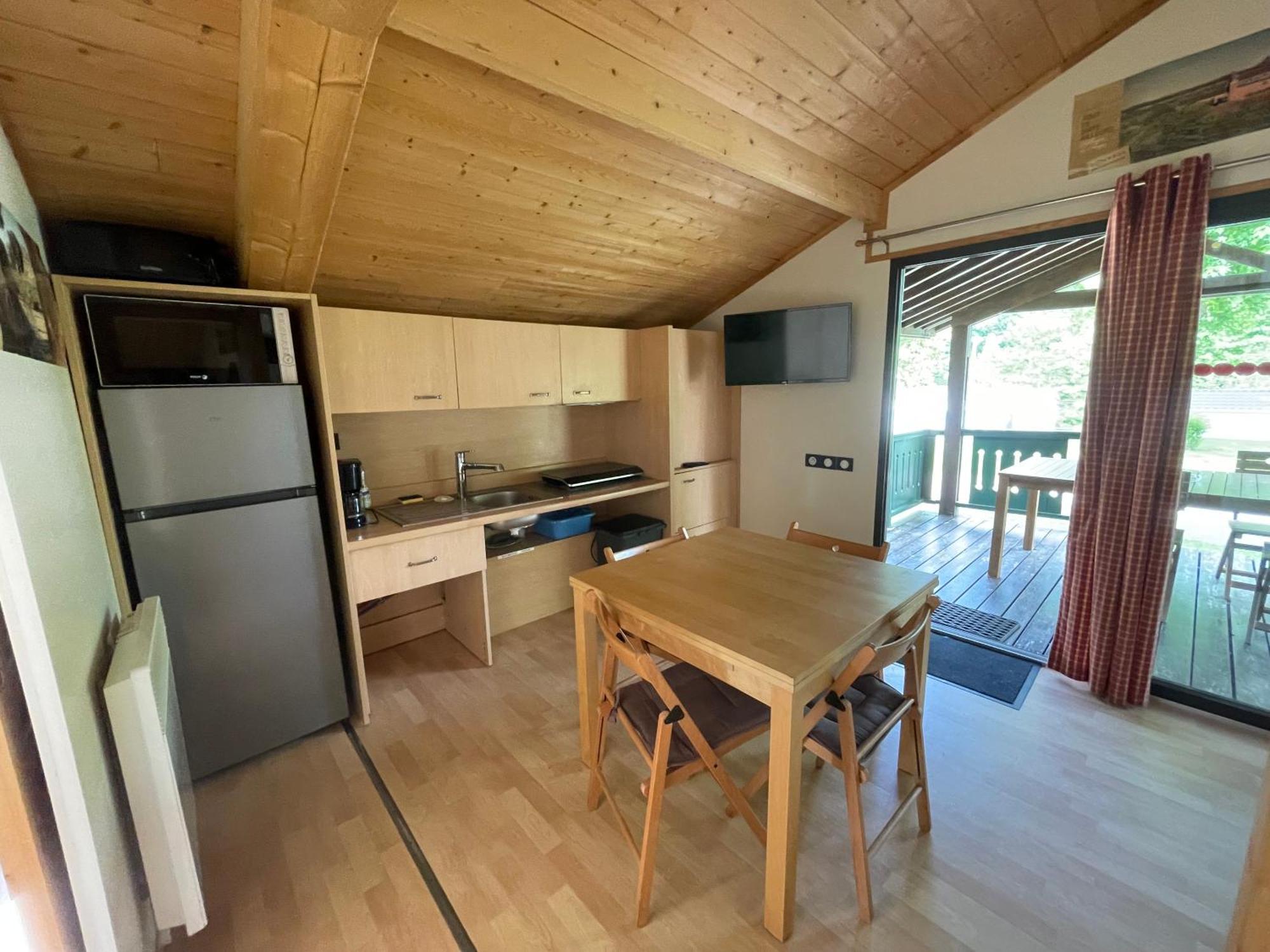 Camping Les Etoiles Saint-Sornin-Lavolps Kültér fotó