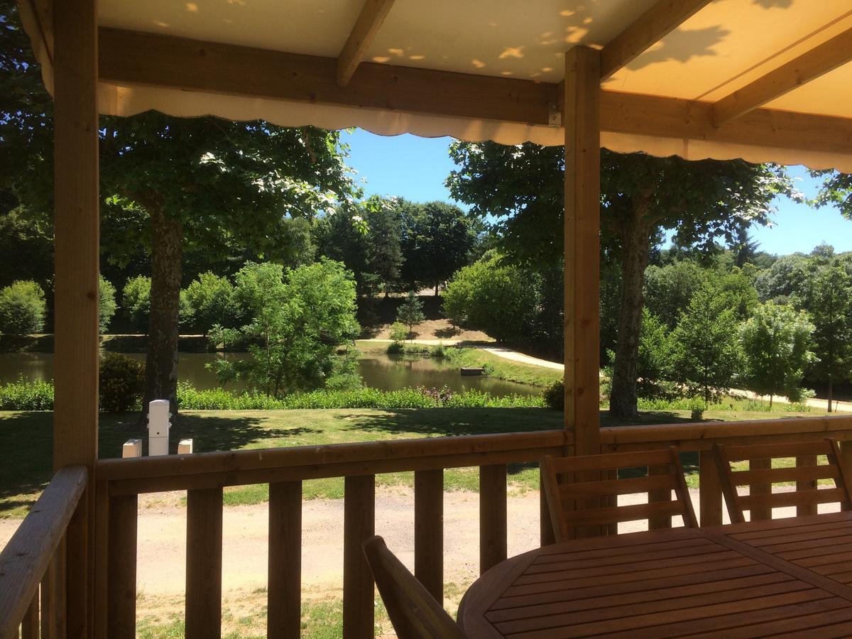 Camping Les Etoiles Saint-Sornin-Lavolps Kültér fotó