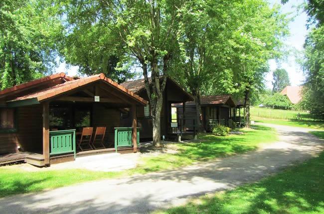 Camping Les Etoiles Saint-Sornin-Lavolps Kültér fotó